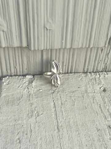 Sterling Swirl Ring